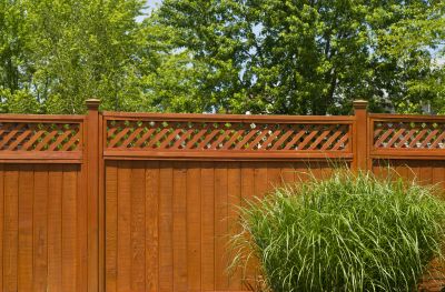 Wood Fence with Lattice Top